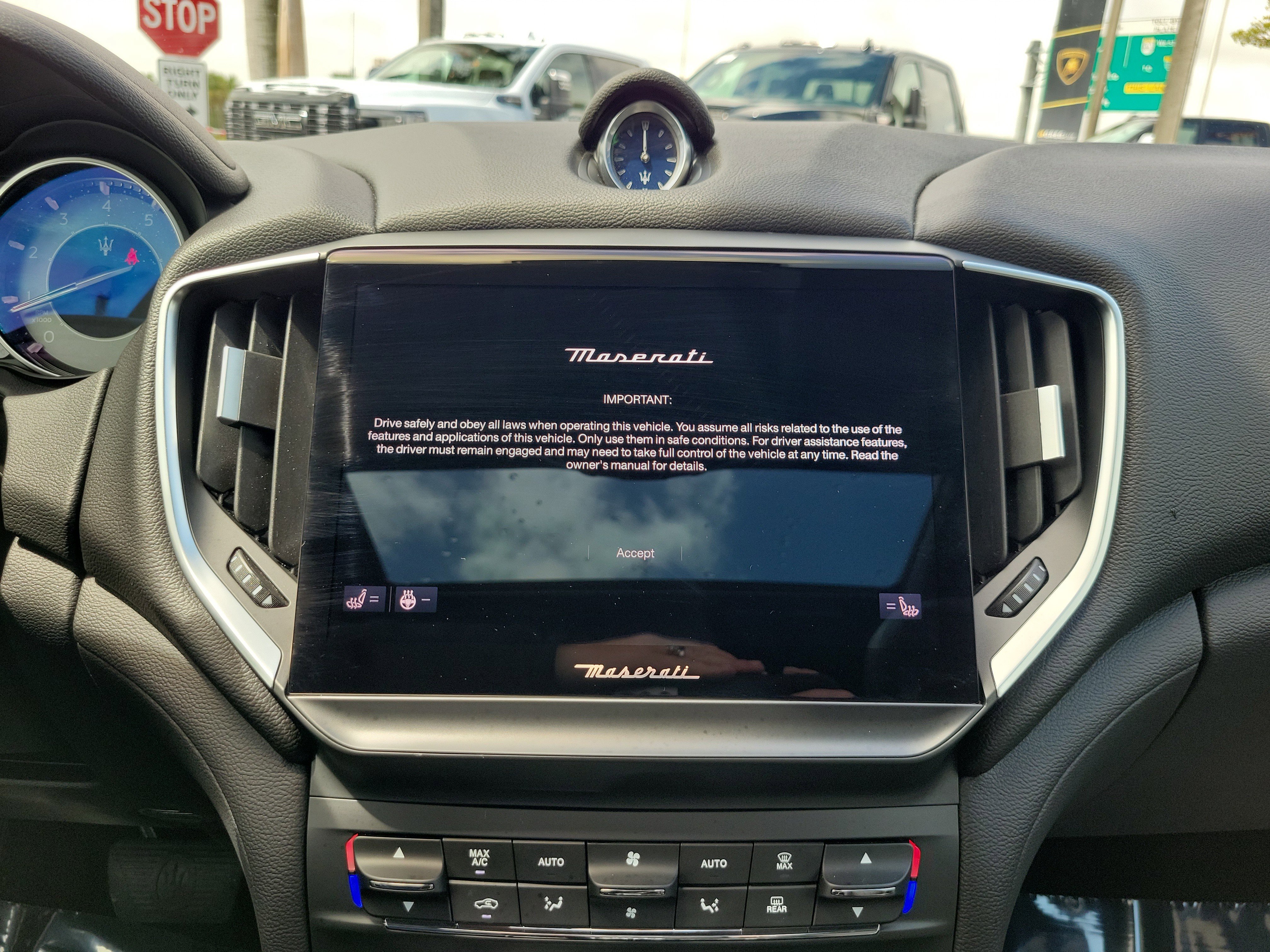 Used 2022 Maserati Ghibli Modena image 26