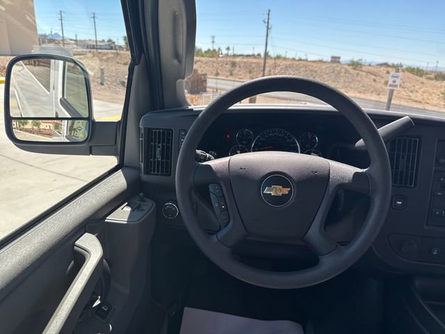 Used 2025 Chevrolet Express 3500 LT w/ LT Preferred Equipment Group RWD image 13