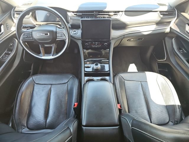 Used 2022 Jeep Grand Cherokee L Limited w/ Luxury Tech Group II AWD/4WD image 15