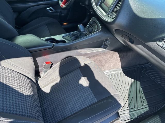 Used 2016 Dodge Challenger SXT w/ Cold Weather Group image 27