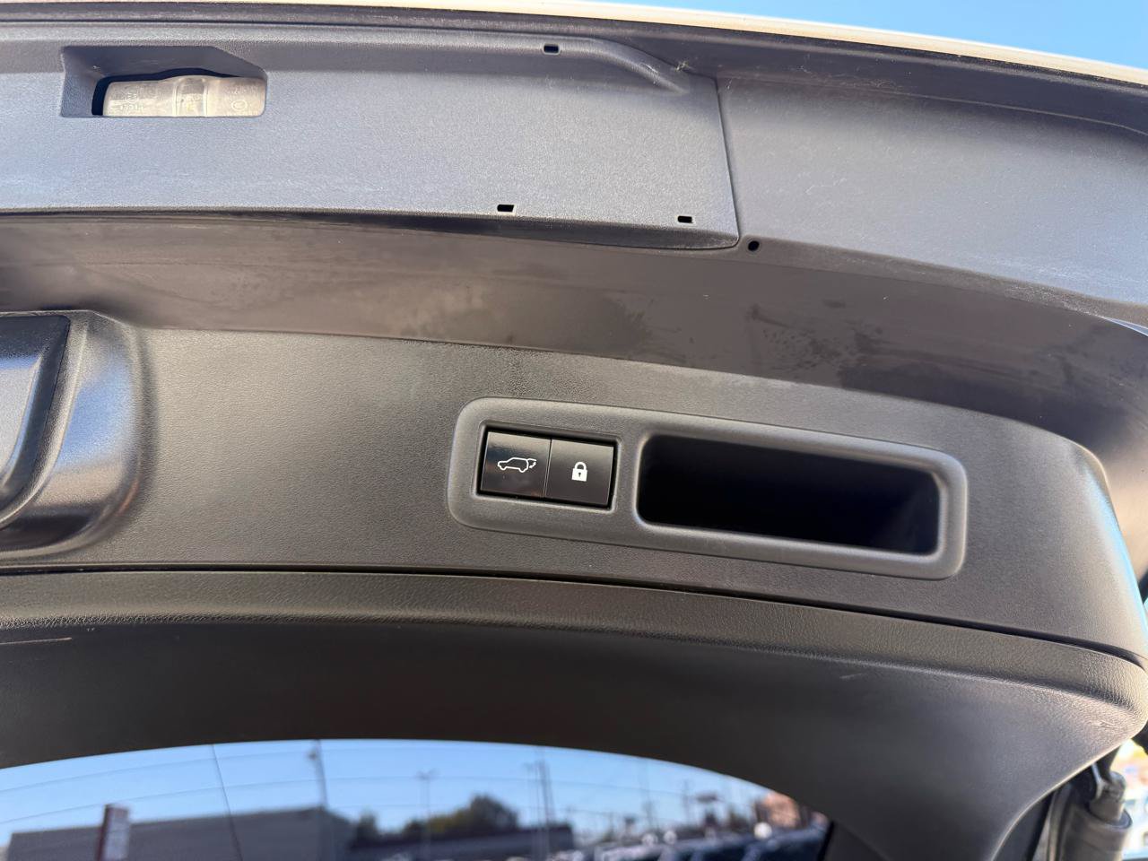 Used 2019 Lexus UX 200 F Sport FWD image 7