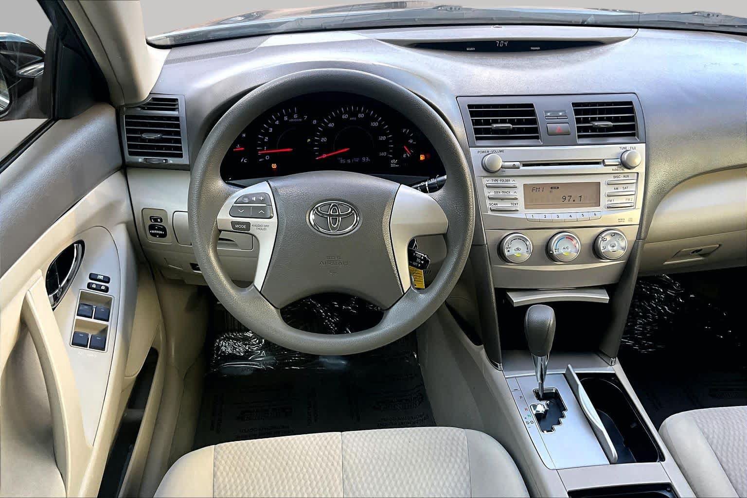 Used 2011 Toyota Camry LE w/ LE Extra-Value Pkg FWD image 5