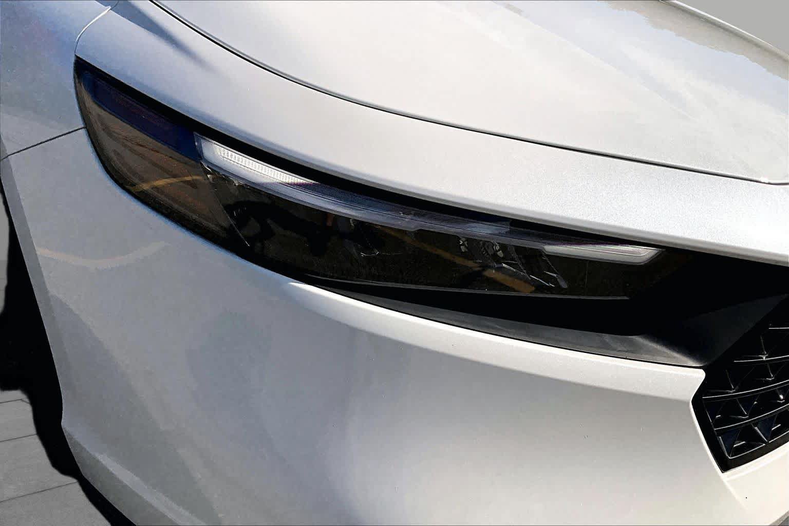 Used 2024 Honda Accord Sport image 27