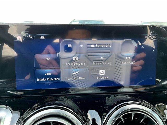 New 2026 Mercedes-Benz GLB 250 image 24