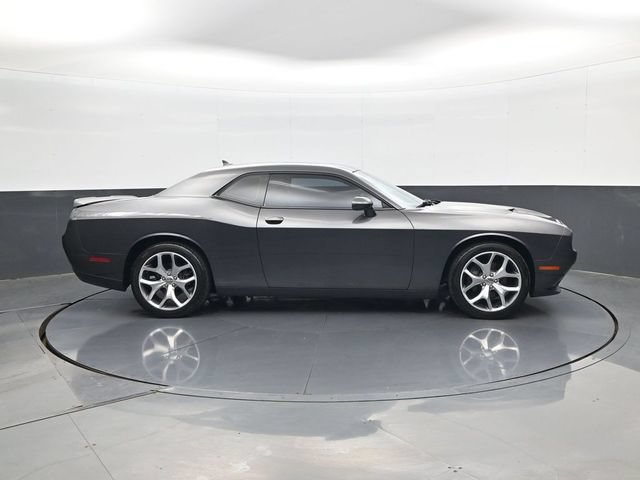 Used 2015 Dodge Challenger SXT Plus w/ Technology Group RWD image 4