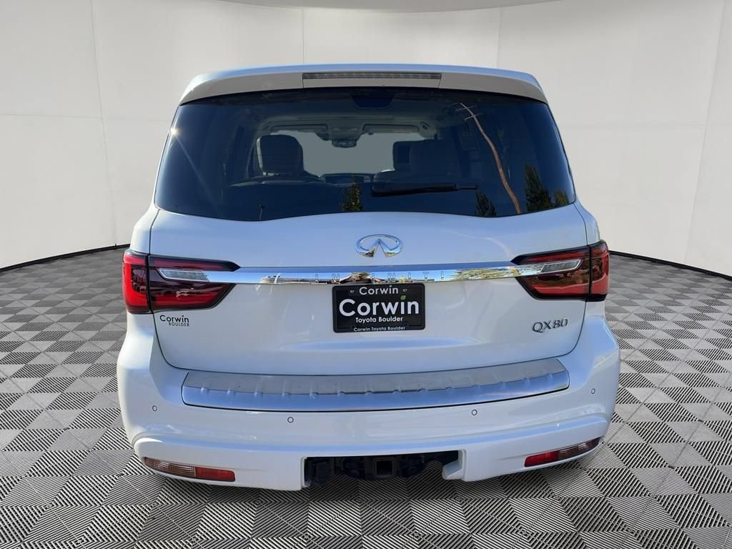 Used 2018 INFINITI QX80 4WD w/ Deluxe Technology Package image 8