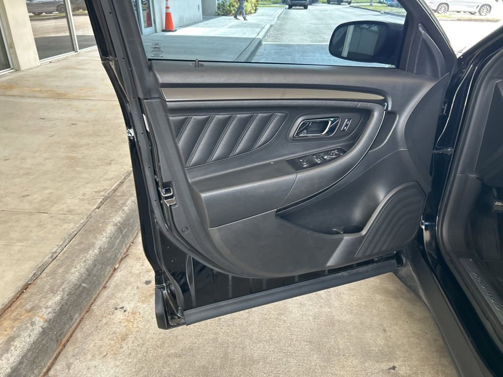 Used 2017 Ford Taurus SHO w/ Sho Performance Package image 35
