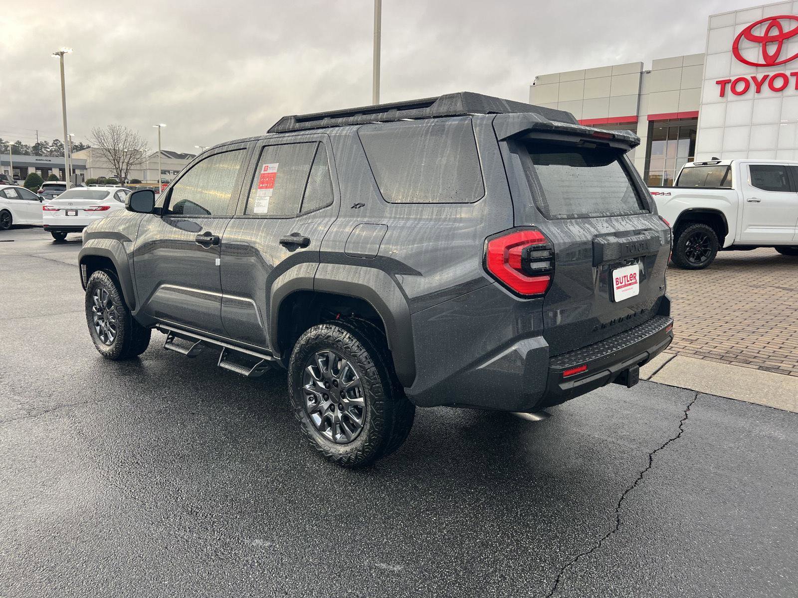 New 2026 Toyota 4Runner SR5 image 3
