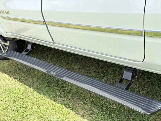 Used 2025 RAM 1500 Tungsten w/ Towing Technology Group image 19