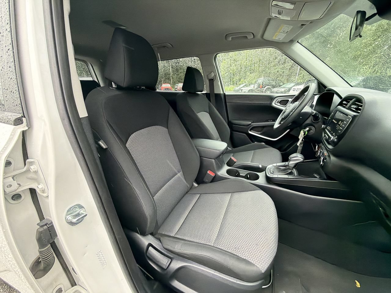 Used 2024 Kia Soul LX w/ Option Group 015 FWD image 19
