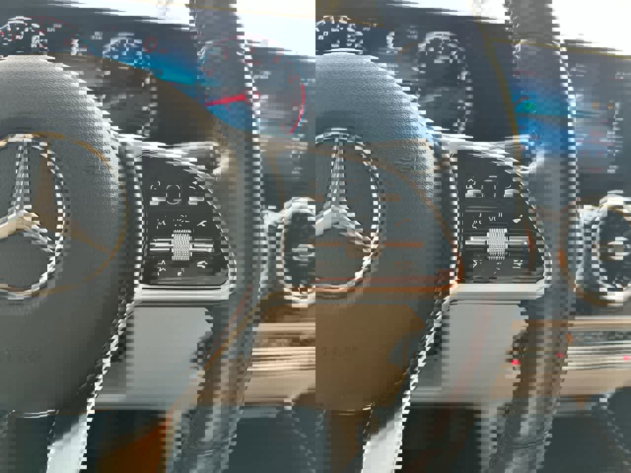 Used 2022 Mercedes-Benz GLA 250 4MATIC image 29