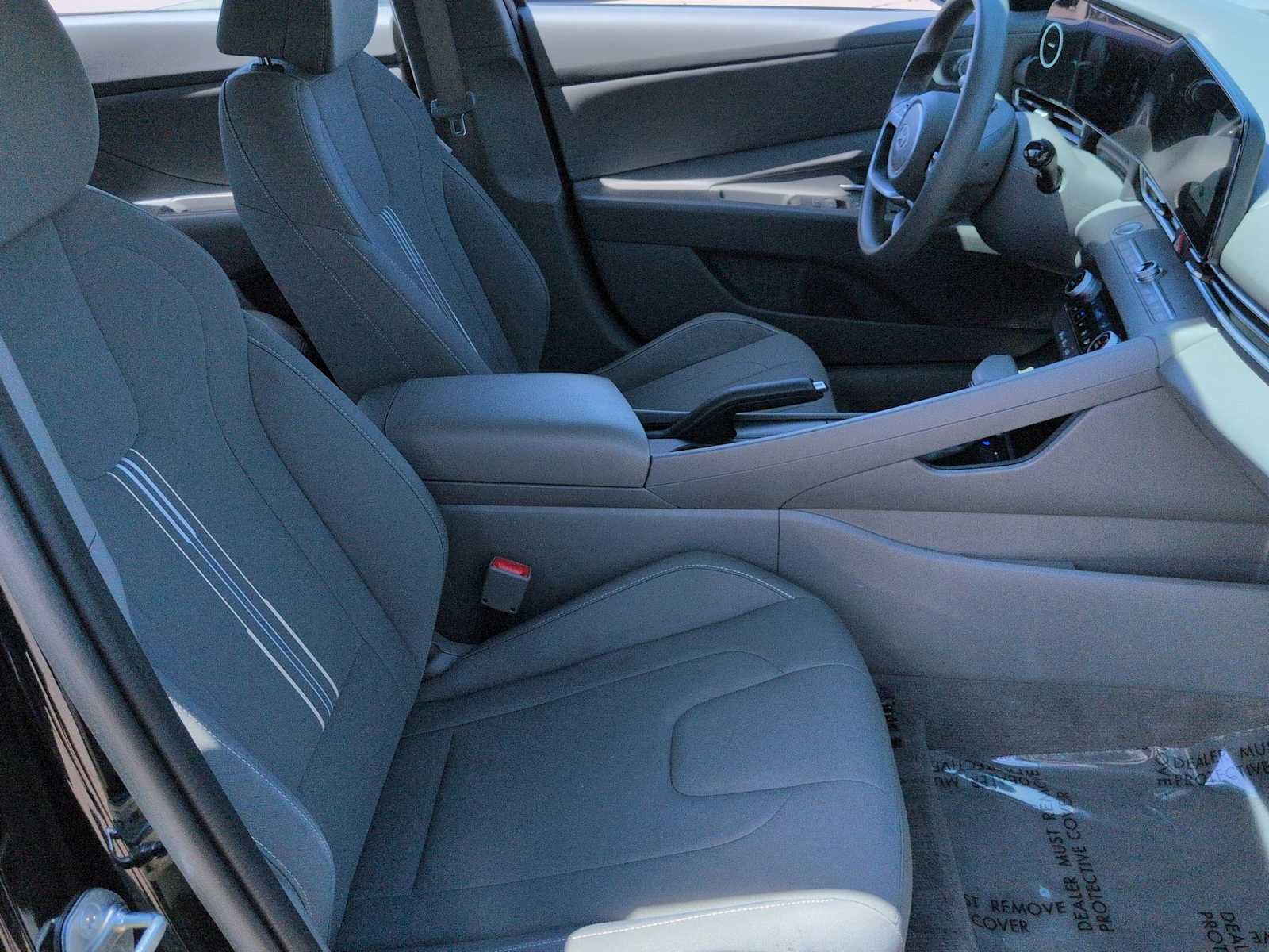 Certified 2024 Hyundai Elantra SEL FWD image 22