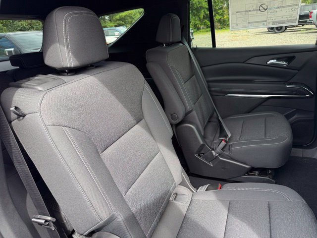 New 2027 Chevrolet Traverse LT w/ Driver Confidence Package FWD image 12