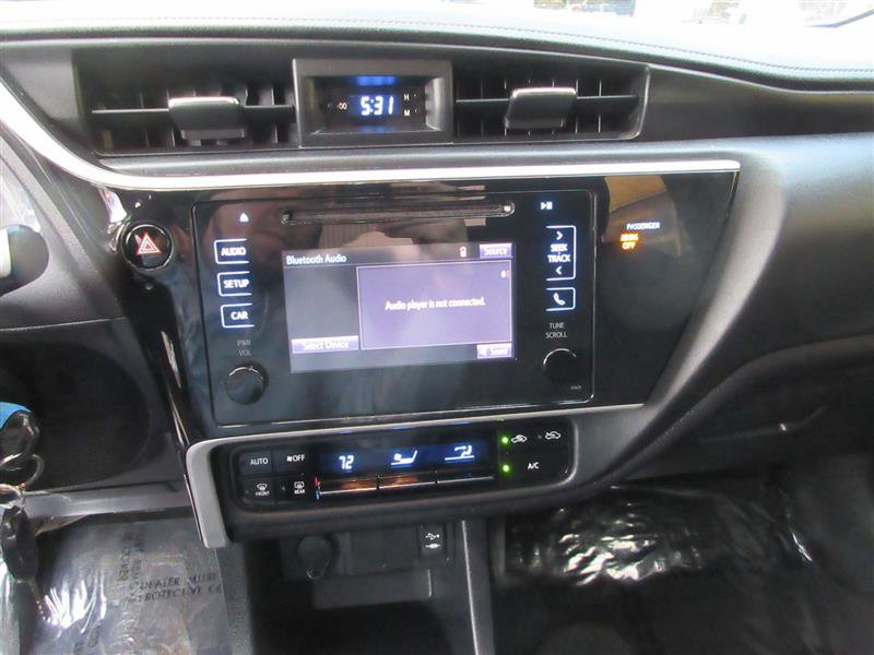 Used 2018 Toyota Corolla LE image 17