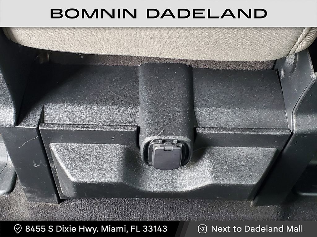 Used 2019 Ford F250 XLT w/ Snow Plow Prep Package image 12