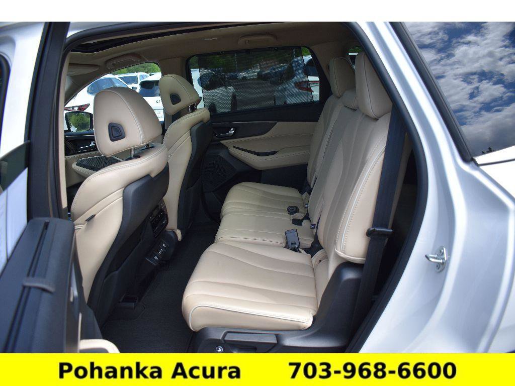 Certified 2024 Acura MDX SH-AWD w/ Advance Package image 30