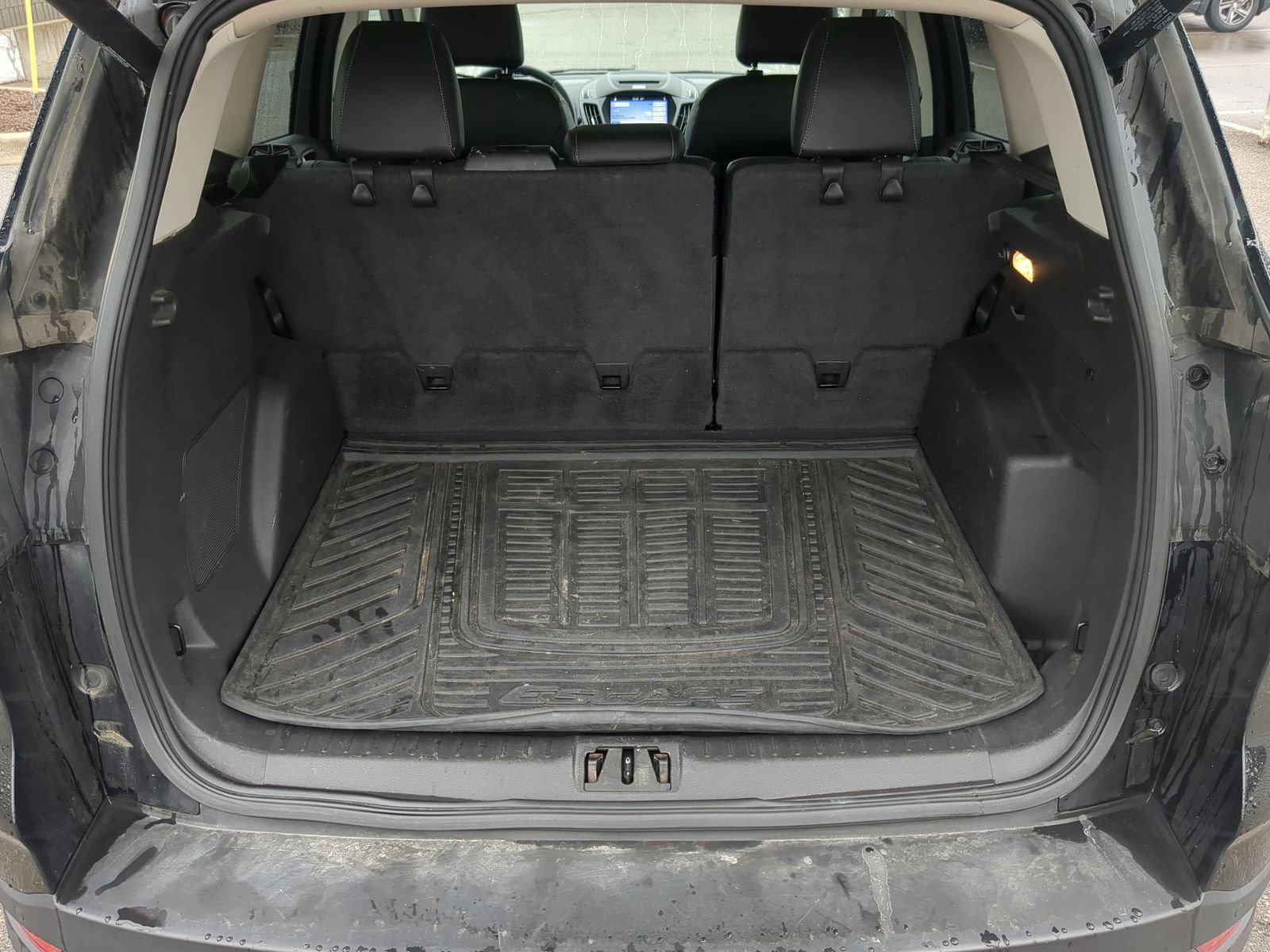 Used 2017 Ford Escape Titanium image 37