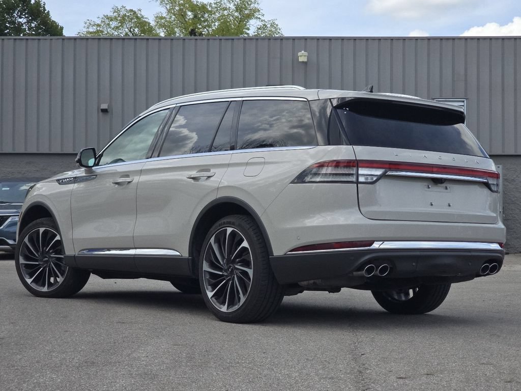 Used 2022 Lincoln Aviator Reserve w/ Equipment Group 201A AWD/4WD image 14