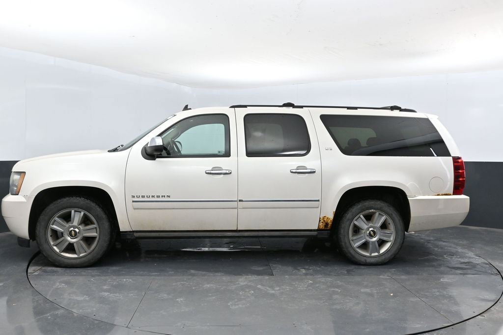 Used 2010 Chevrolet Suburban LTZ image 9