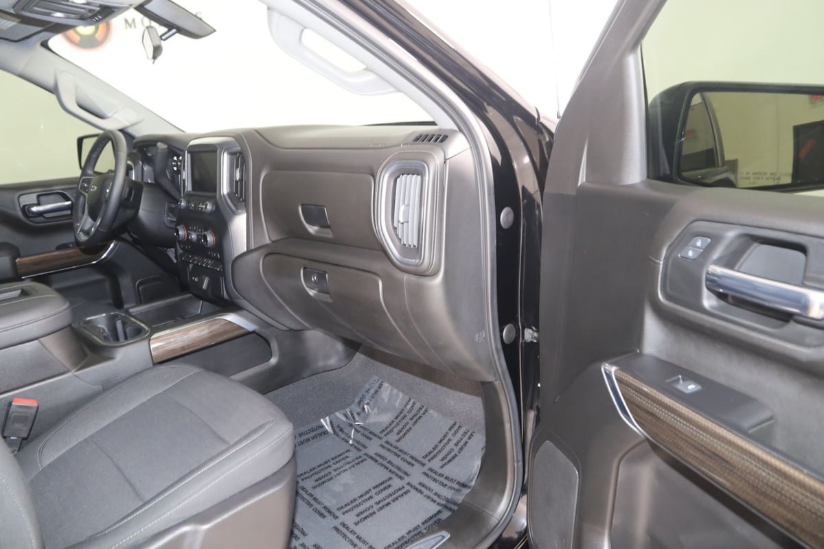 Used 2022 Chevrolet Silverado 1500 LT Trail Boss w/ Safety Package AWD/4WD image 33