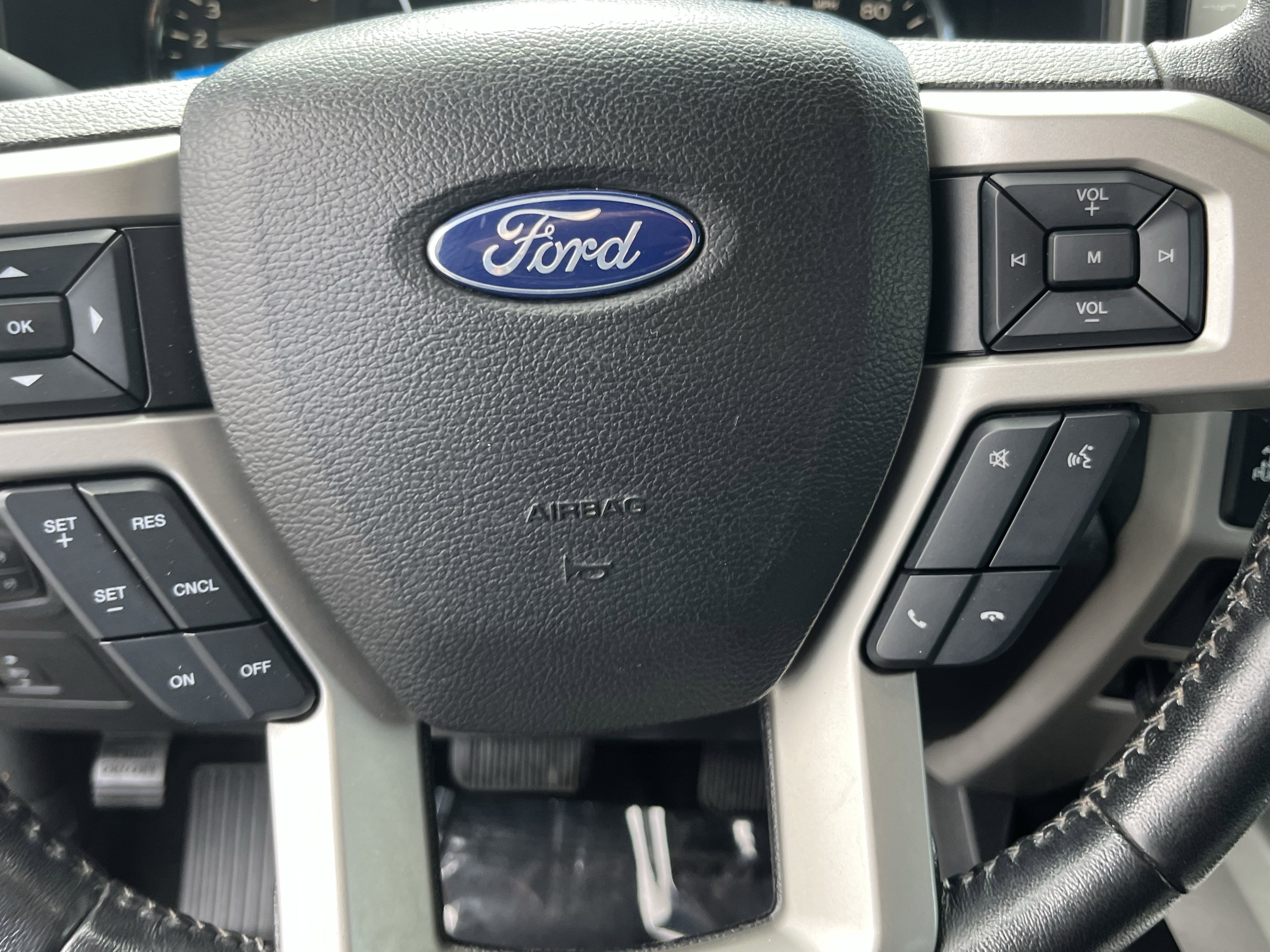 Used 2017 Ford F150 Lariat AWD/4WD image 19