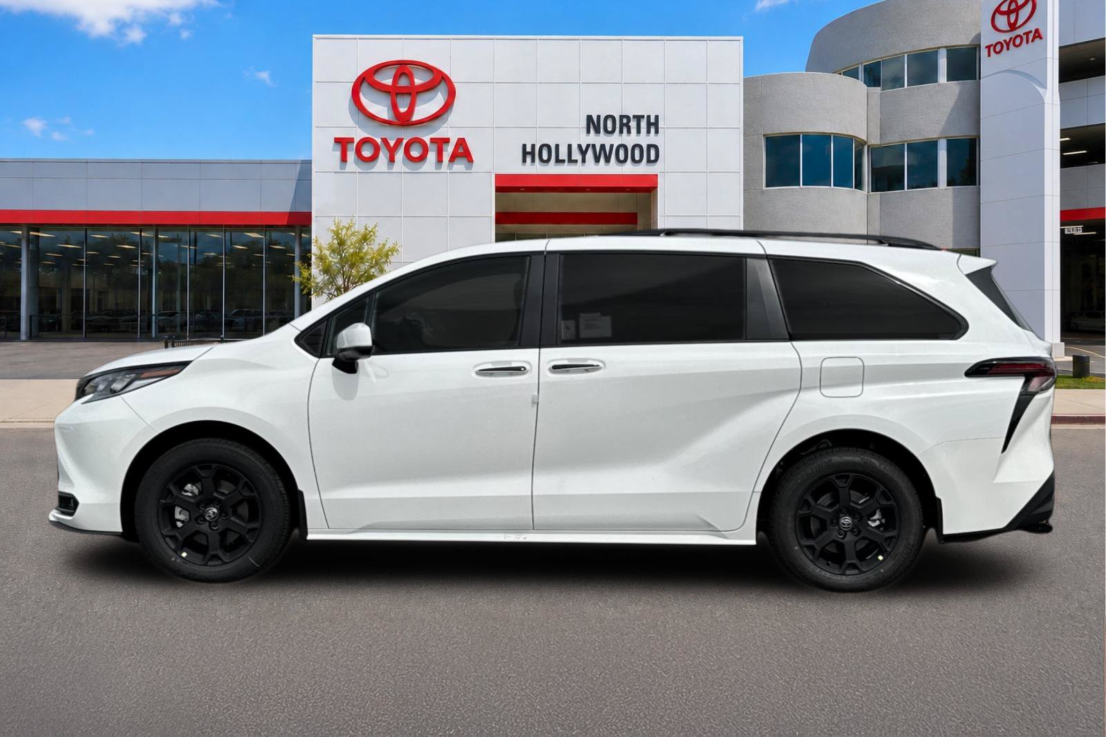 New 2026 Toyota Sienna XLE Woodland Edition AWD/4WD image 3