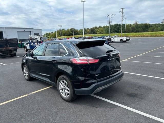 Used 2023 Ford Edge SEL AWD/4WD image 3