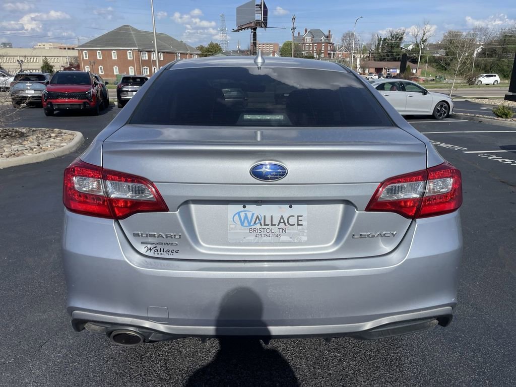 Used 2019 Subaru Legacy 2.5i Premium image 5