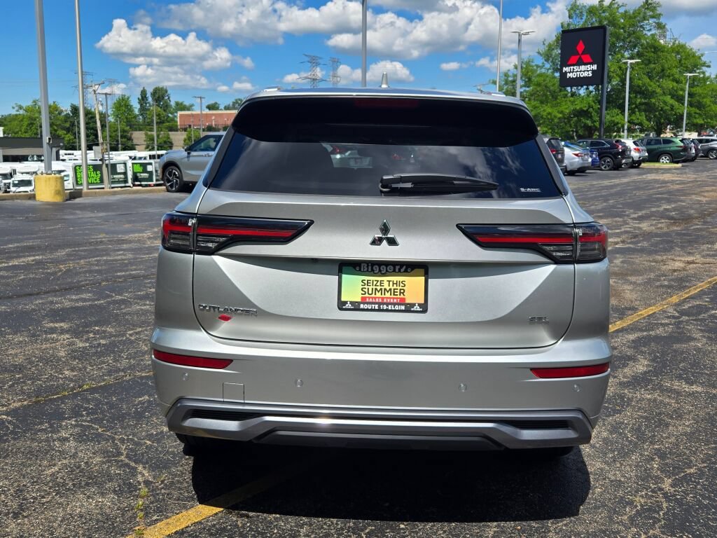 New 2026 Mitsubishi Outlander SEL AWD/4WD image 13