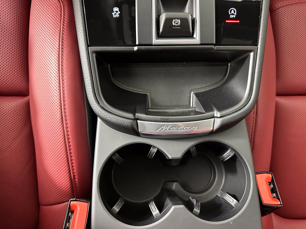 New 2026 Porsche Macan S AWD/4WD image 32
