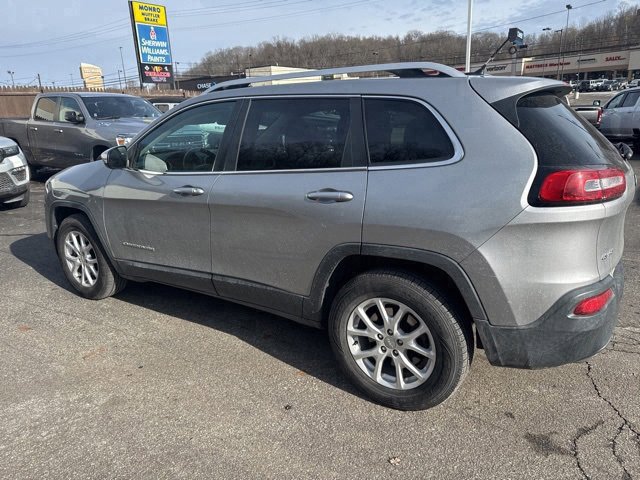 Used 2015 Jeep Cherokee Latitude w/ Cold Weather Group image 4