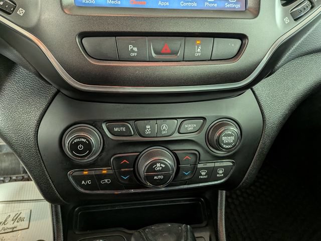Used 2021 Jeep Cherokee Trailhawk w/ Premium Leather Package AWD/4WD image 28