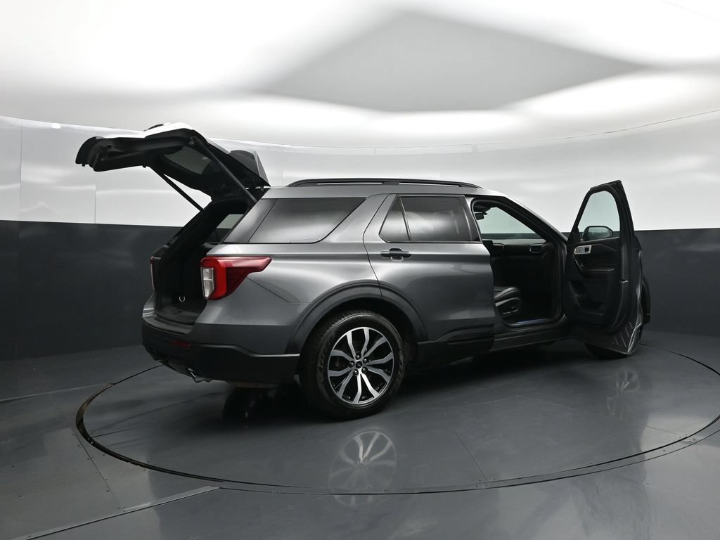 Certified 2023 Ford Explorer ST-Line w/ Class IV Trailer Tow Package RWD image 6