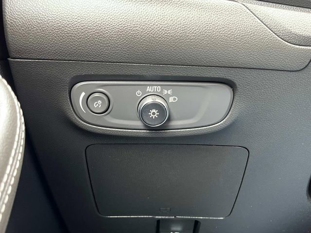 Used 2024 Buick Encore GX Sport Touring w/ Comfort Package image 22