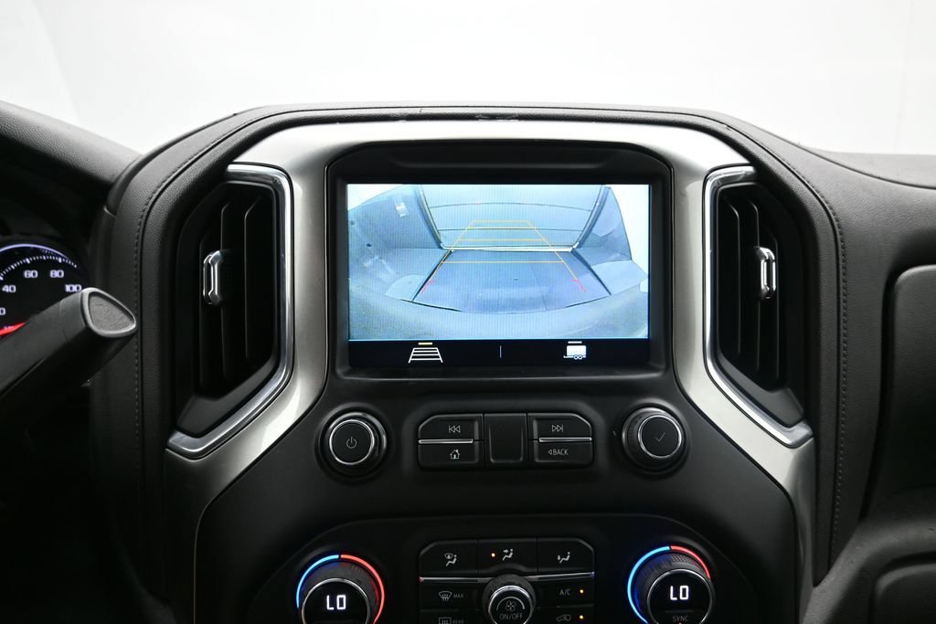 Used 2021 Chevrolet Silverado 1500 LT AWD/4WD image 17