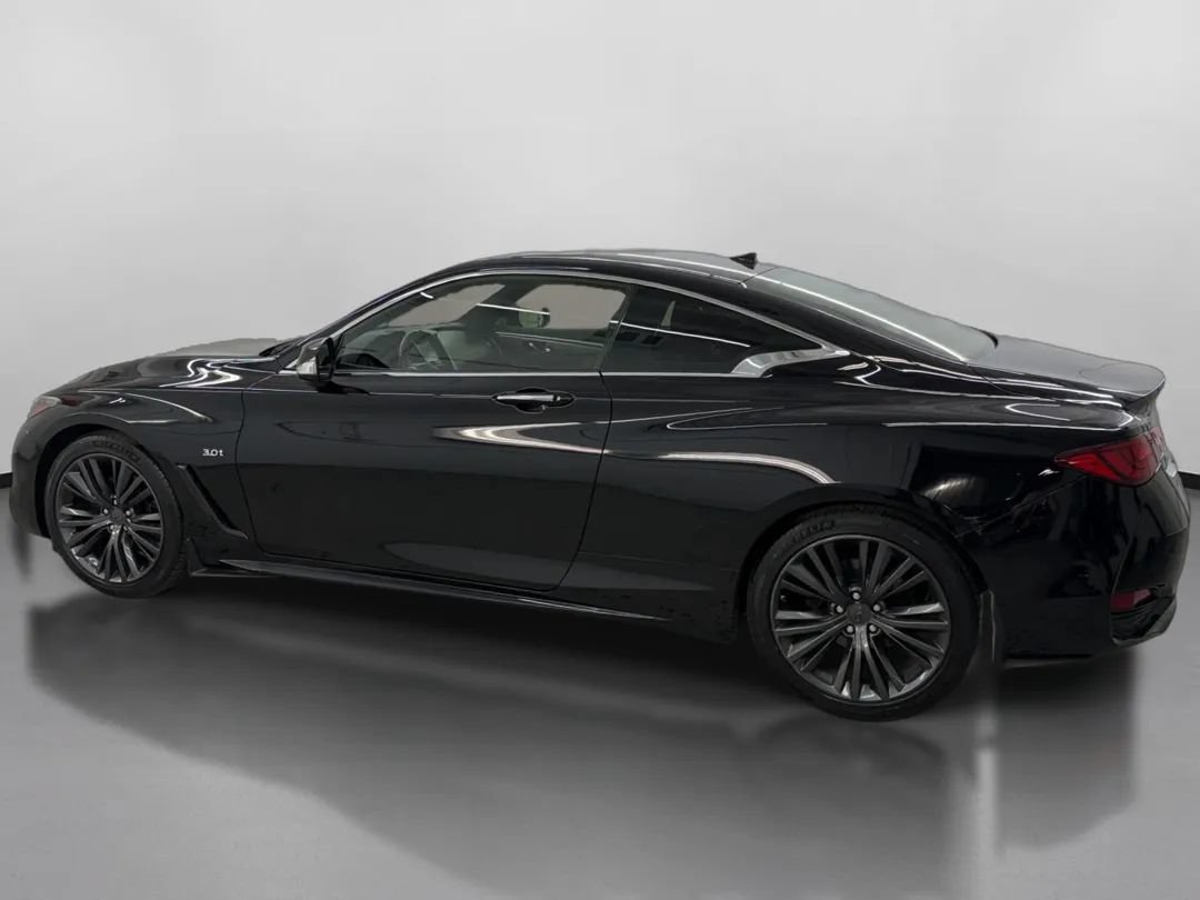 Used 2018 INFINITI Q60 3.0t Luxe AWD/4WD image 4