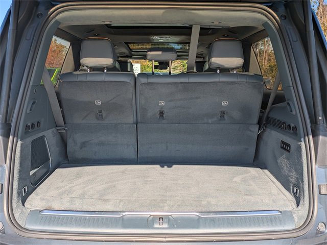 Used 2022 Jeep Grand Wagoneer Series III w/ Rear Seat Video Group 1 image 13