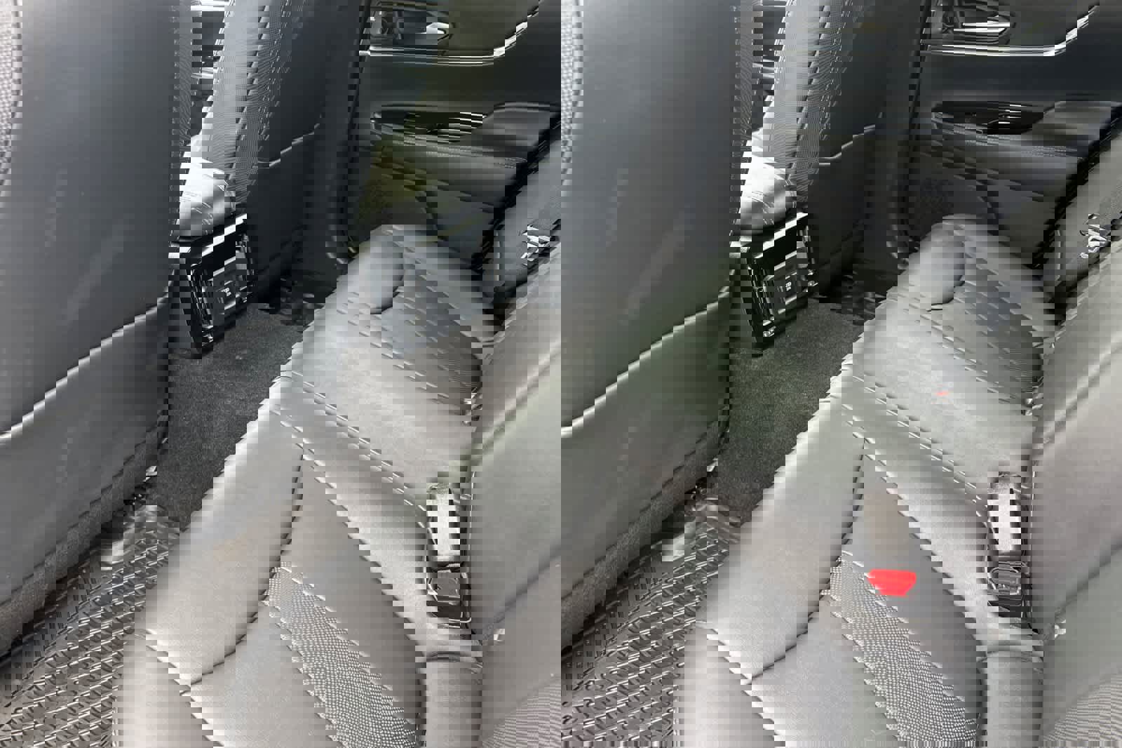 Used 2022 Toyota Mirai XLE image 4