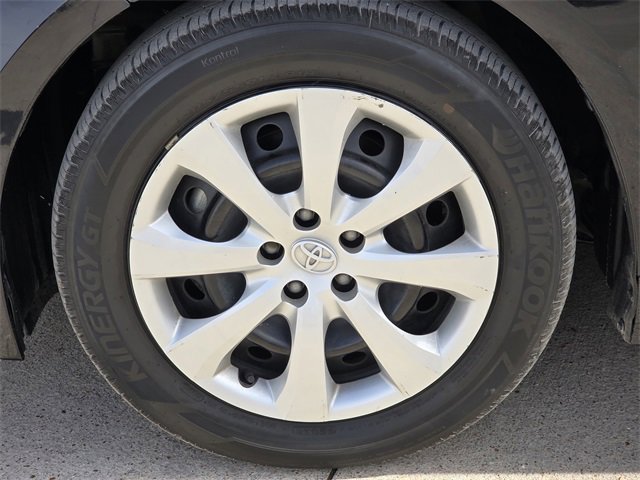 Used 2024 Toyota Corolla LE image 9