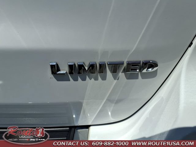 Used 2021 Jeep Grand Cherokee Limited w/ Premium Lighting Group RWD image 19