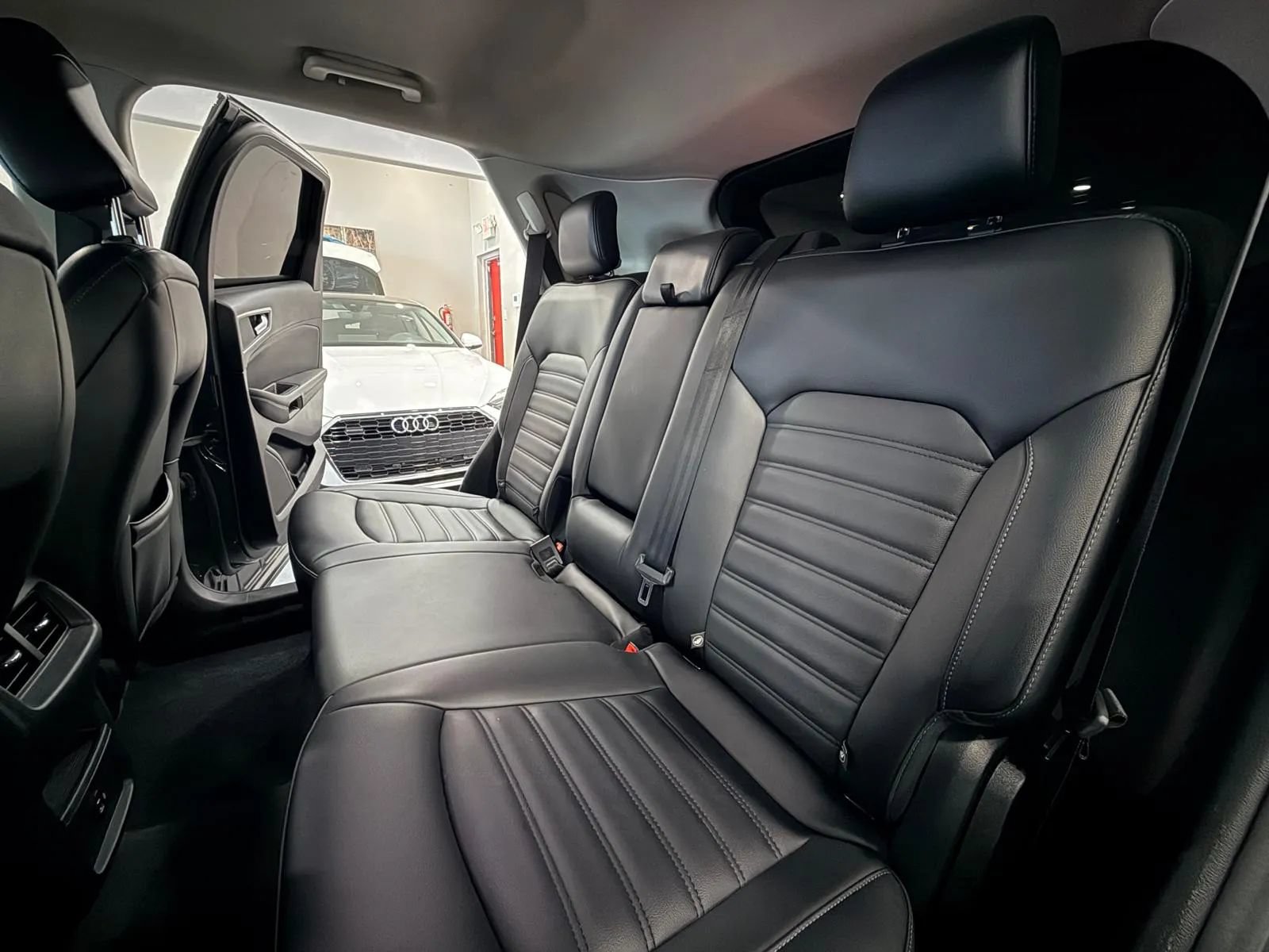 Used 2021 Ford Edge SEL FWD image 17