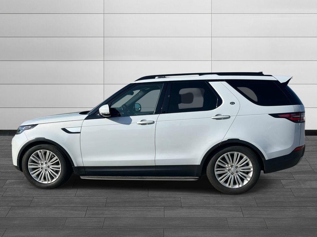 Used 2019 Land Rover Discovery HSE Luxury AWD/4WD image 2