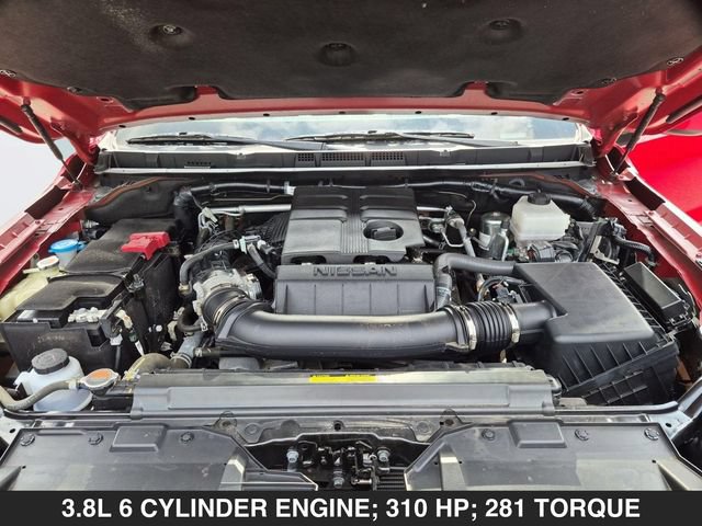 Used 2024 Nissan Frontier PRO-4X w/ Technology Package AWD/4WD image 34