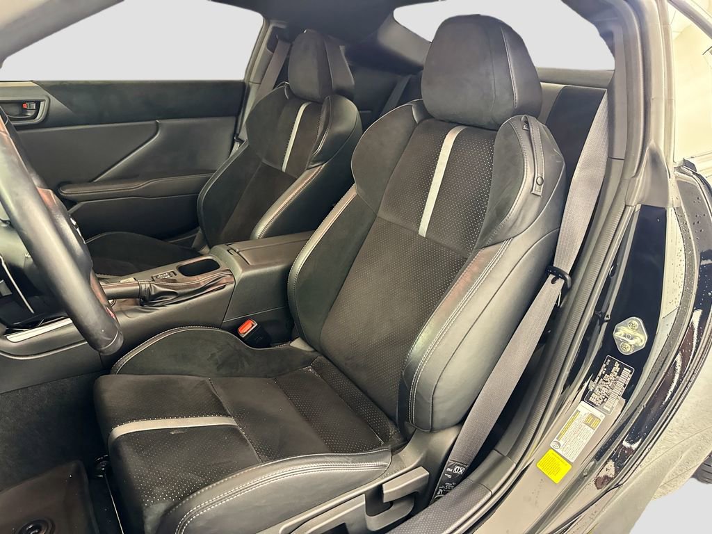 Used 2025 Toyota GR86 Premium w/ Performance Package RWD image 21