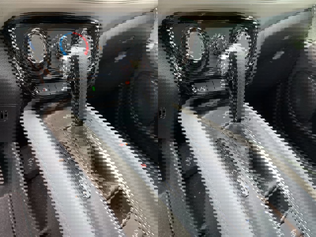 Used 2022 Honda HR-V LX image 15