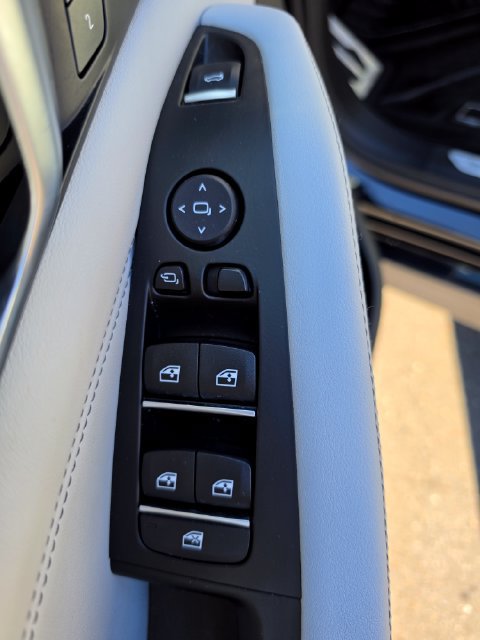 Certified 2023 BMW X5 xDrive40i w/ M Sport Package AWD/4WD image 16