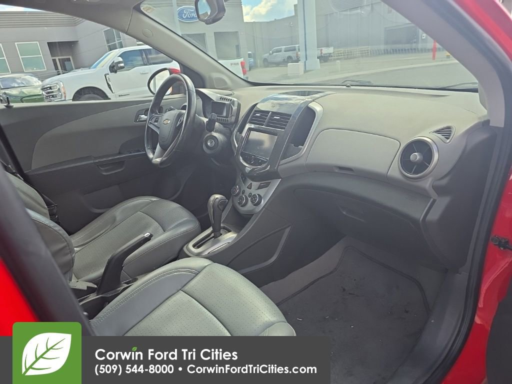 Used 2015 Chevrolet Sonic LTZ image 7