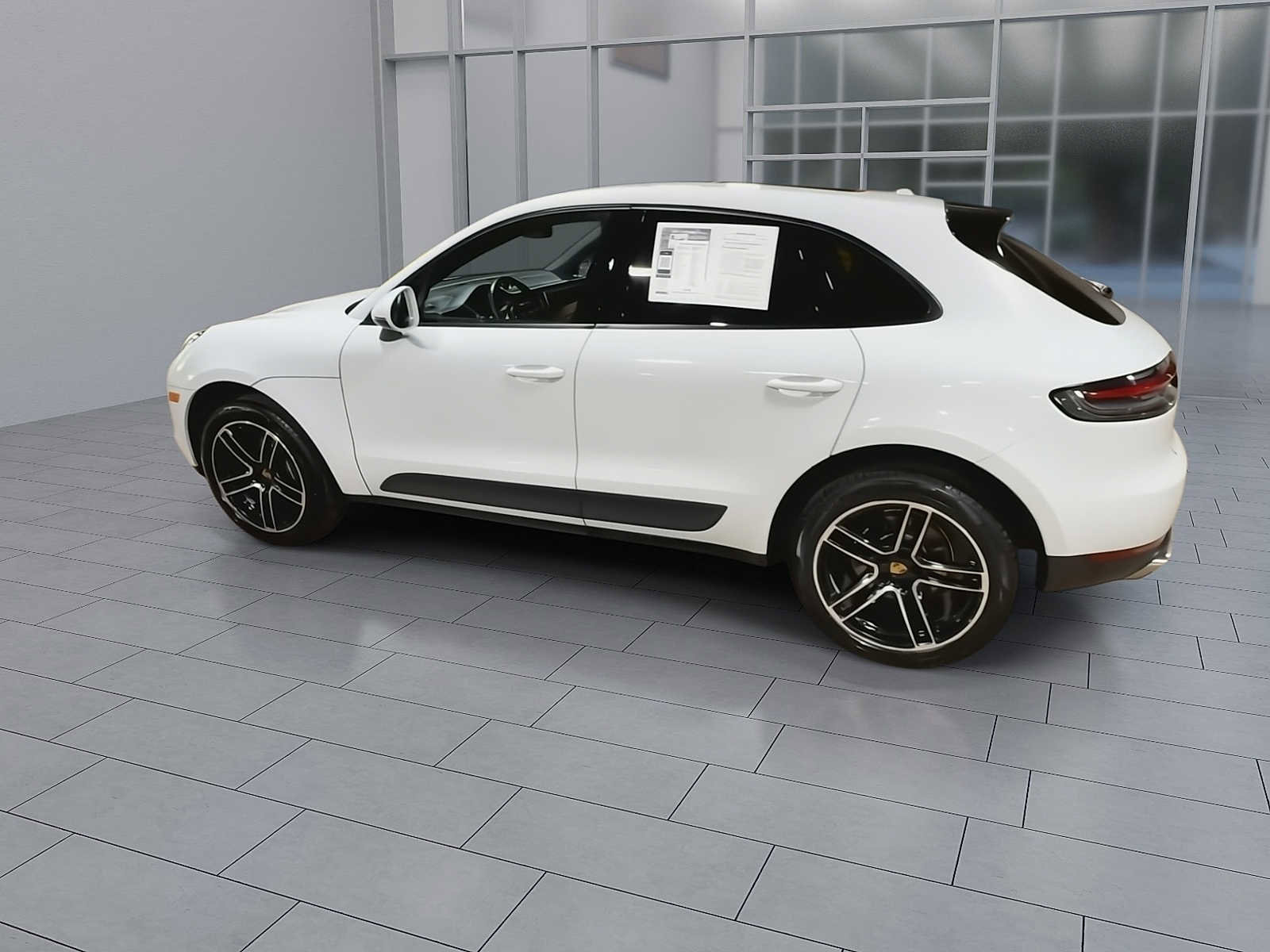 Used 2021 Porsche Macan AWD/4WD image 6