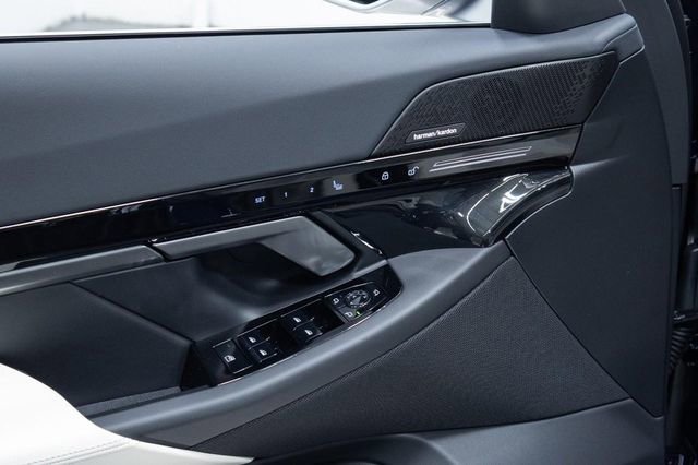 New 2026 BMW 530i xDrive image 15