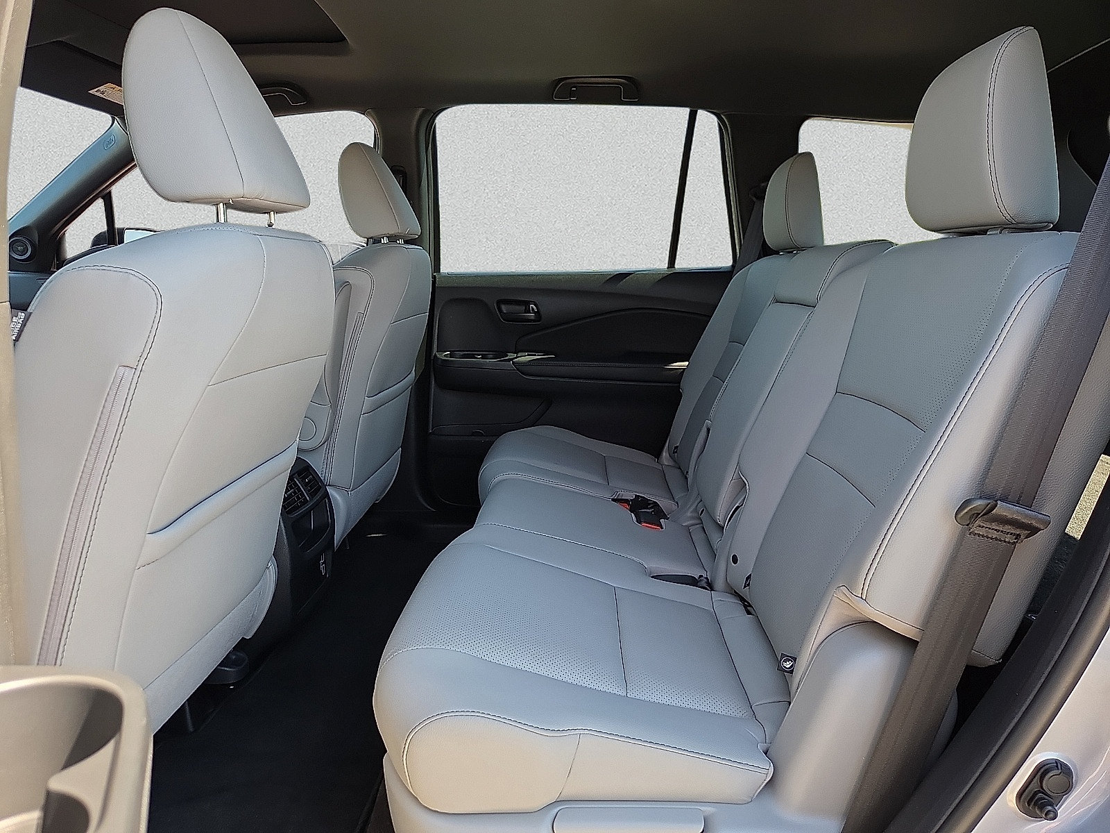 Used 2023 Honda Passport EX-L image 10